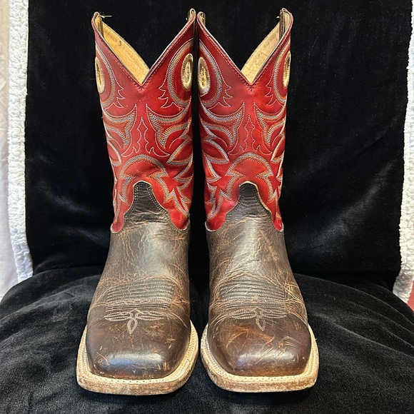 Justin Boots Other - ⚜️ EUC men’s JUSTIN Brown Distressed Whiskey 11” Riley Brick top boot